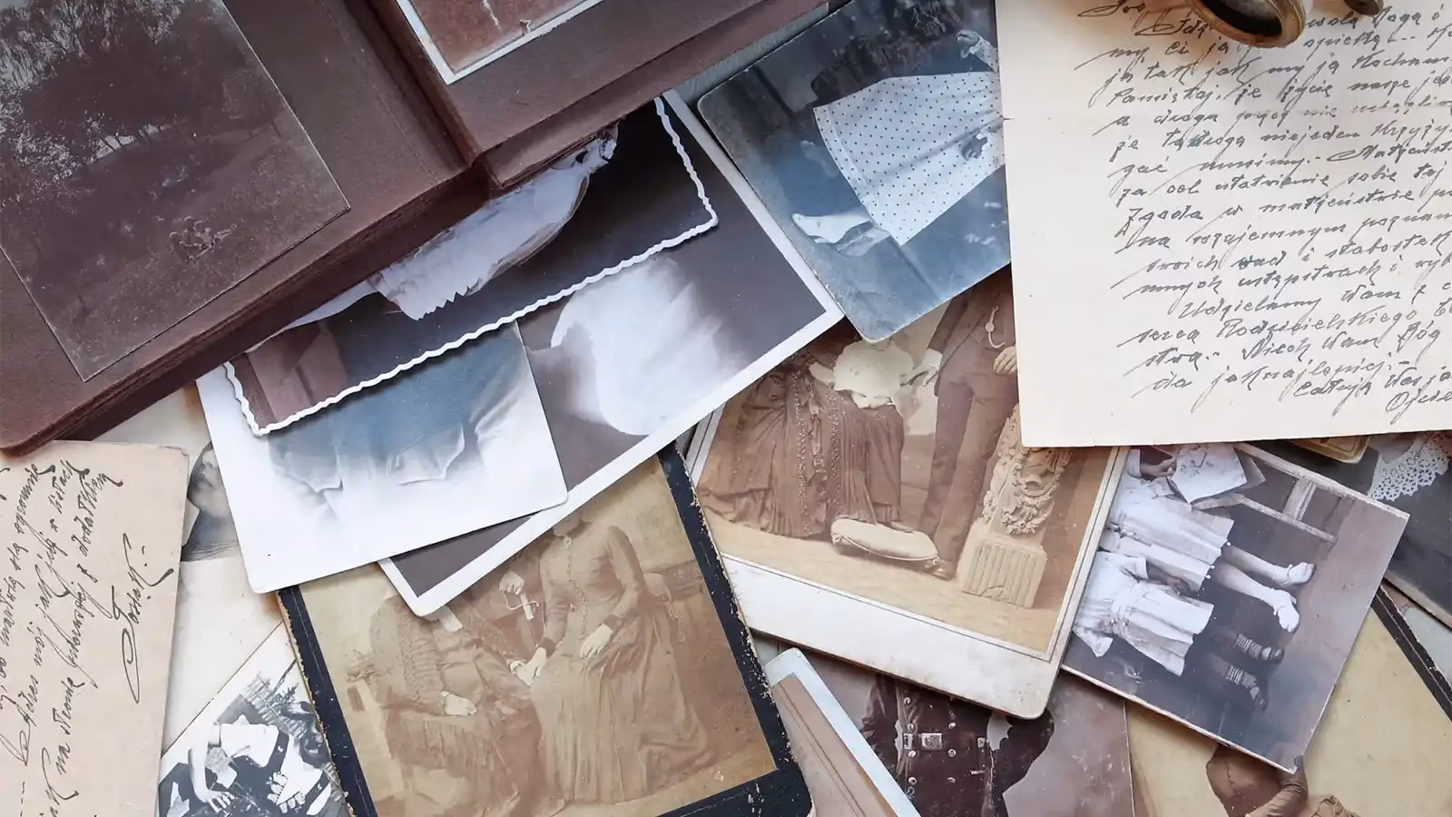 cercetare genealogică în România